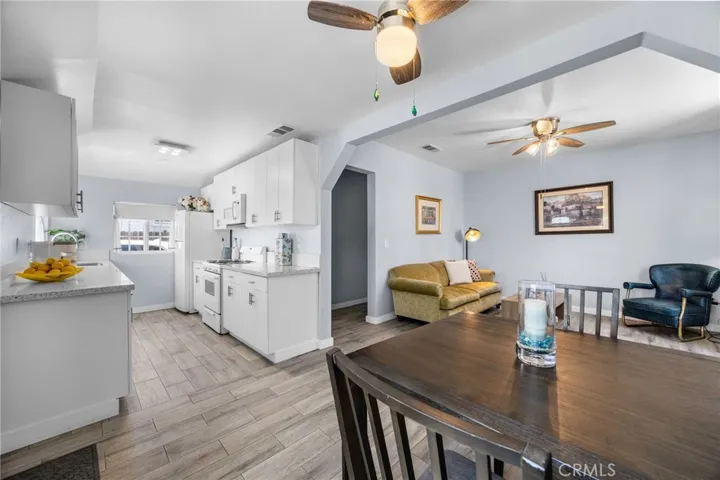 402 E Grand, Corona, California 92879