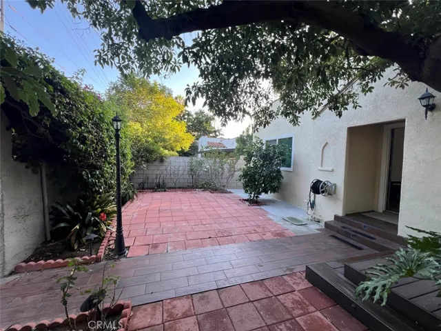 1011 San Pascual Avenue, Los Angeles, California 90042
