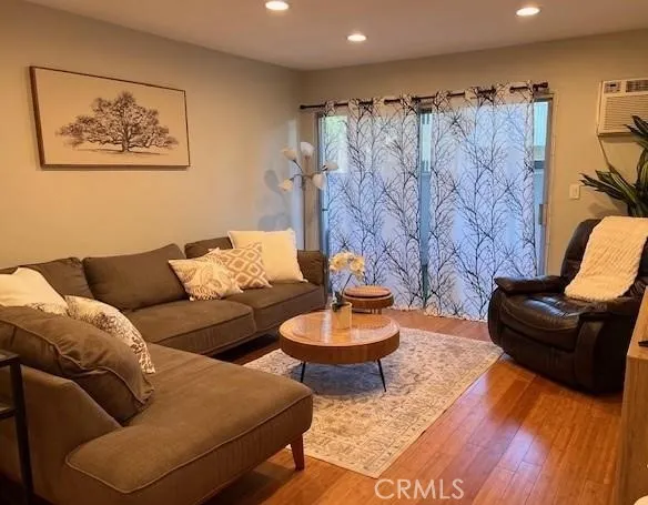28947 Thousand Oaks 134, Agoura Hills, California 91301