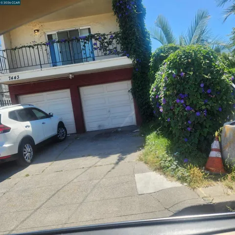 7443 Weld St, Oakland, California 94621