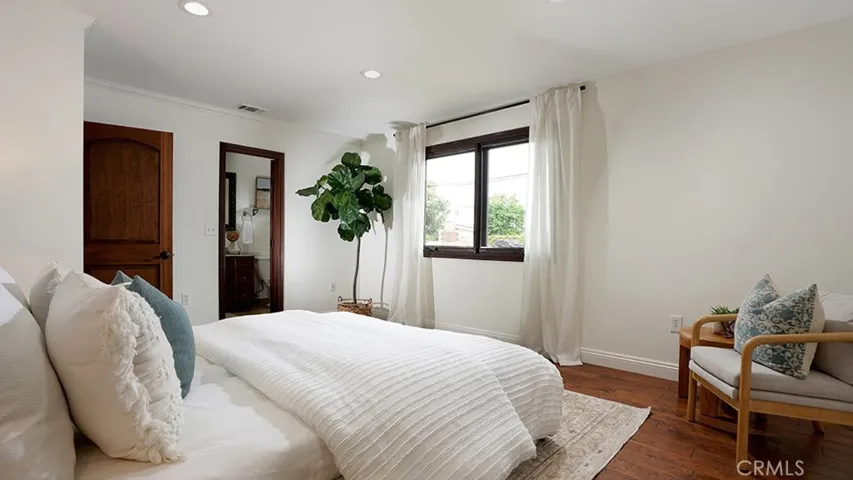 266 Joann Street, Costa Mesa, California 92626