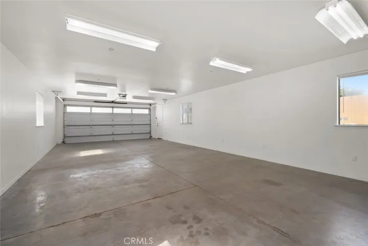 4 car tandem garage.