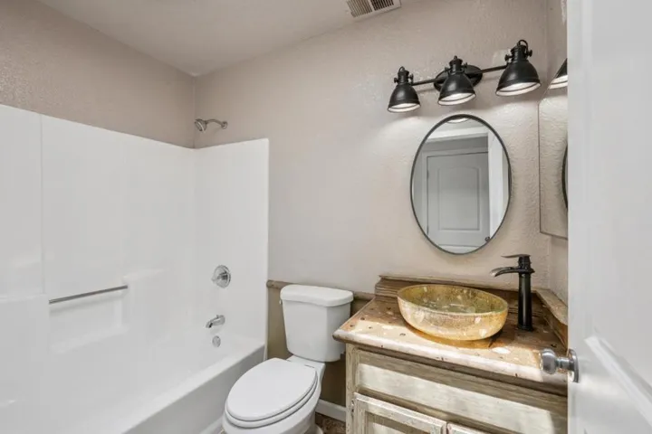 407 Columbus Street, Half Moon Bay, California 94019