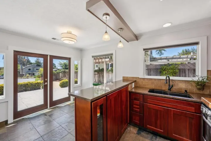407 Columbus Street, Half Moon Bay, California 94019