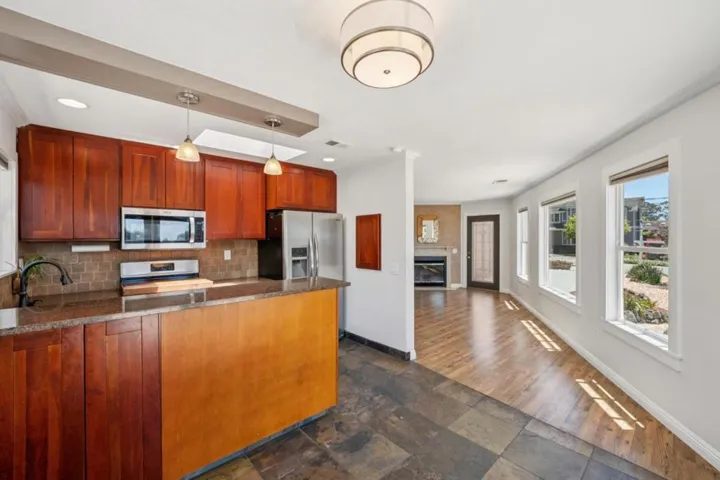 407 Columbus Street, Half Moon Bay, California 94019