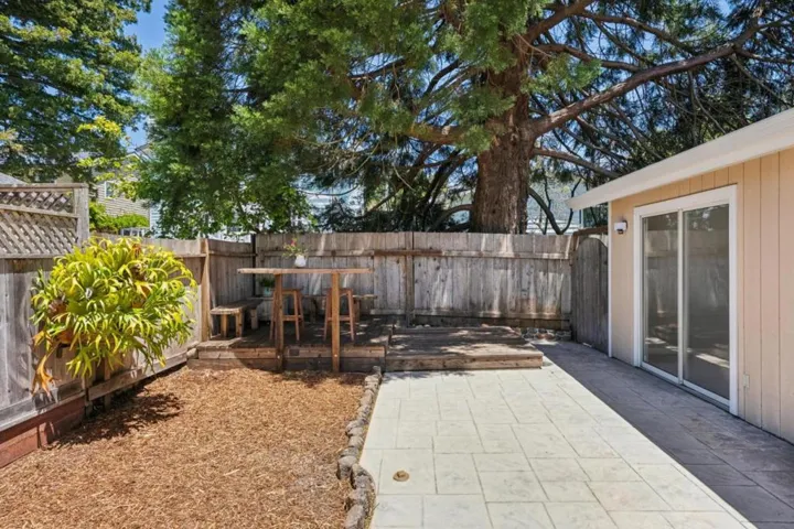 407 Columbus Street, Half Moon Bay, California 94019
