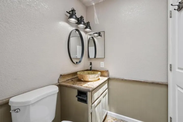 407 Columbus Street, Half Moon Bay, California 94019