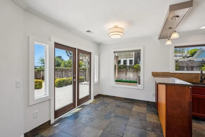 407 Columbus Street, Half Moon Bay, California 94019