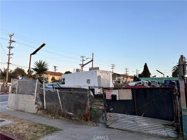 10305 S Normandie, Los Angeles, California 90044