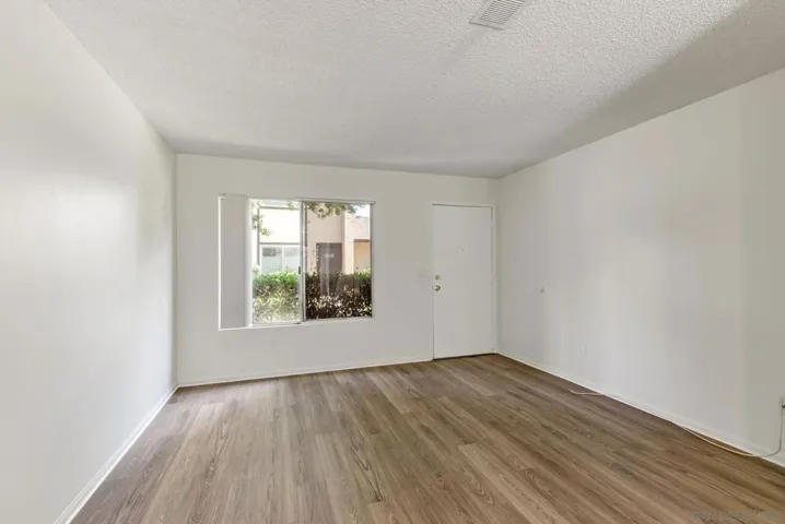 10316 Carefree Dr, Santee, California 92071
