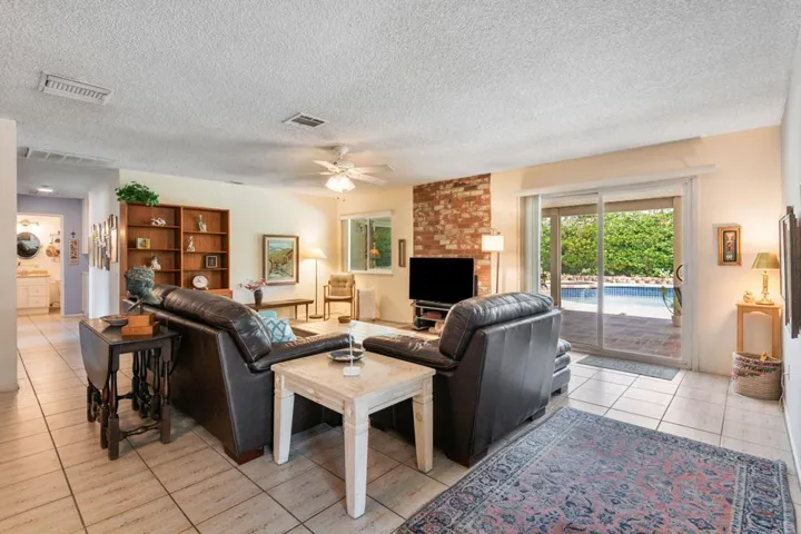11-web-or-mls-69310-Nilda-Dr-Cathedral-C