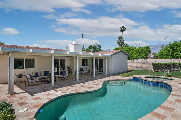 36-web-or-mls-69310-Nilda-Dr-Cathedral-C