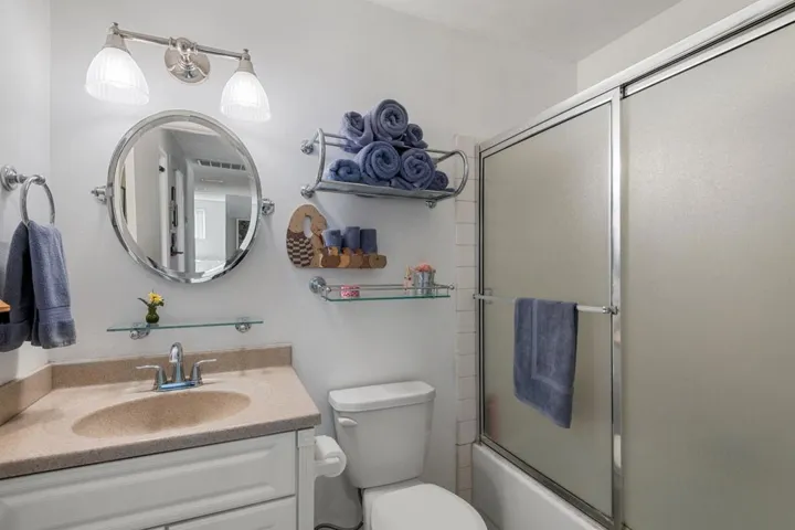 30-web-or-mls-69310-Nilda-Dr-Cathedral-C
