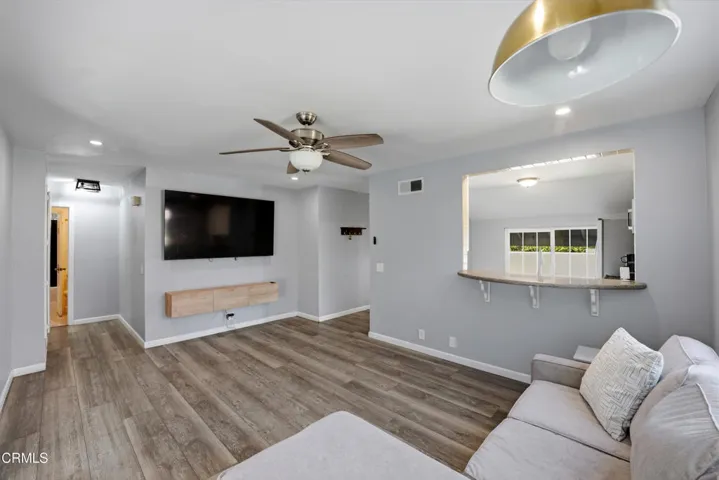 202 Avon ln MLS-6