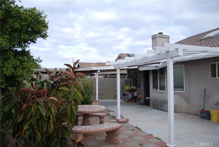 15144 Macadamia Court, Fontana, California 92335