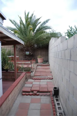 15144 Macadamia Court, Fontana, California 92335