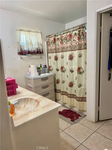 15144 Macadamia Court, Fontana, California 92335