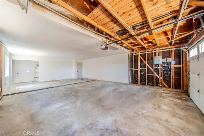 Oversized Garage