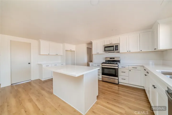 Remodeled Kitchen with new appliances.