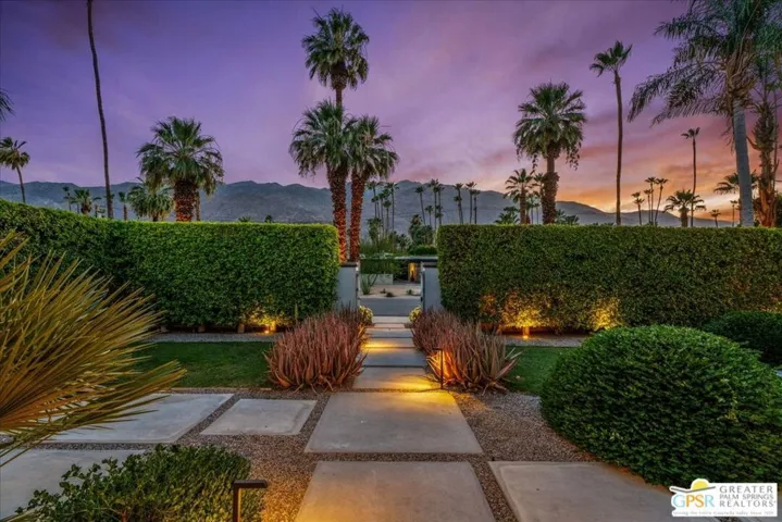 1250 S Paseo De Marcia, Palm Springs, California 92264