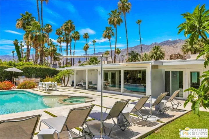 1250 S Paseo De Marcia, Palm Springs, California 92264