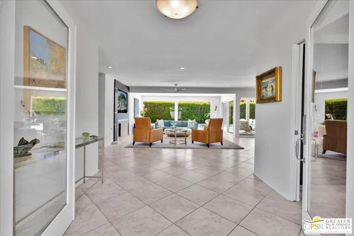 1250 S Paseo De Marcia, Palm Springs, California 92264