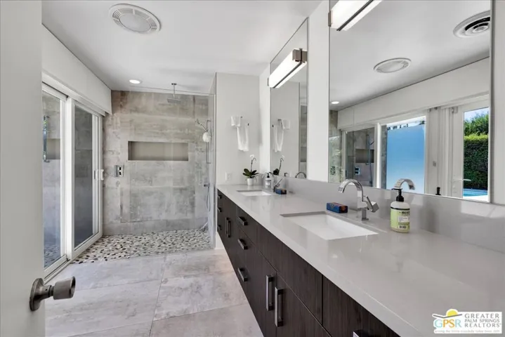 1250 S Paseo De Marcia, Palm Springs, California 92264