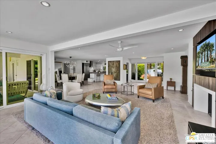 1250 S Paseo De Marcia, Palm Springs, California 92264