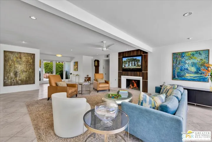 1250 S Paseo De Marcia, Palm Springs, California 92264