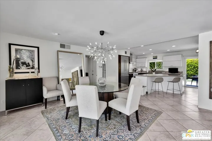 1250 S Paseo De Marcia, Palm Springs, California 92264