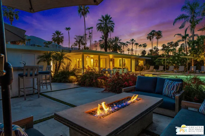 1250 S Paseo De Marcia, Palm Springs, California 92264