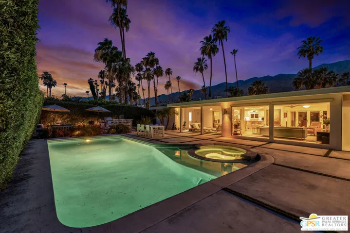 1250 S Paseo De Marcia, Palm Springs, California 92264