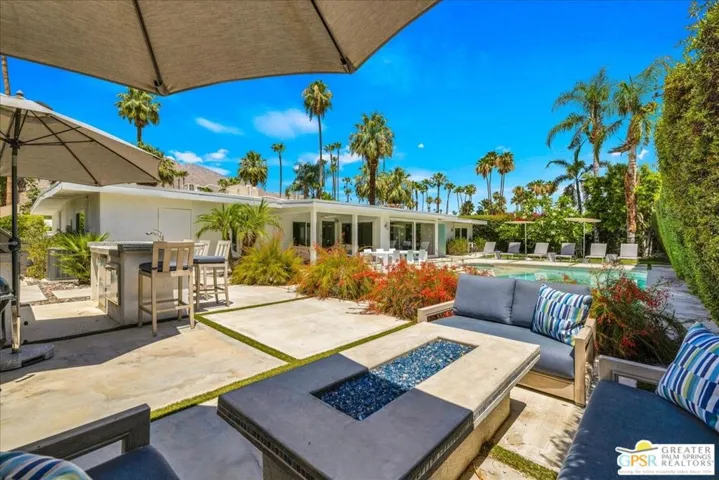 1250 S Paseo De Marcia, Palm Springs, California 92264