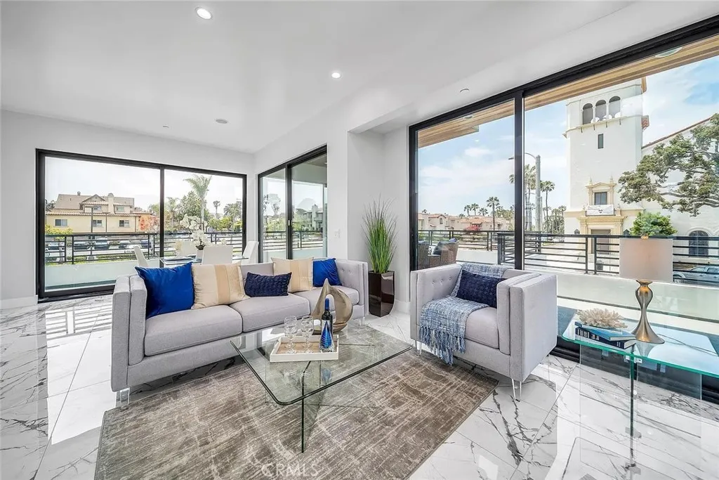 Dinning/Living Room