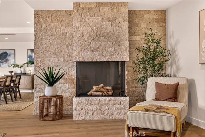100 S Doheny Drive 1105, Los Angeles, California 90048