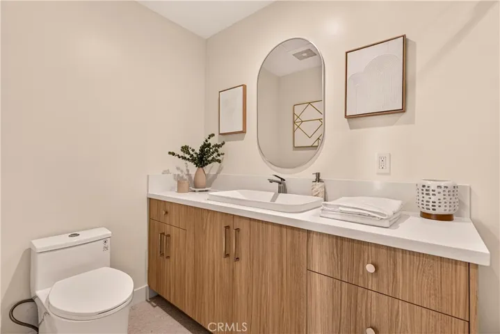 100 S Doheny Drive 1105, Los Angeles, California 90048