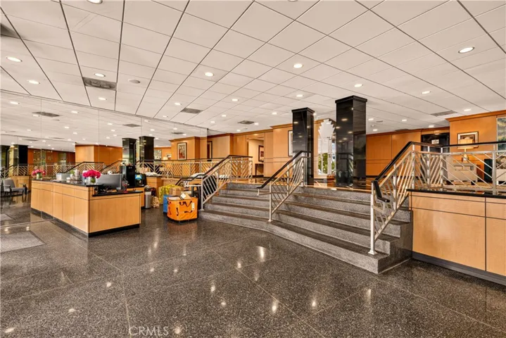 100 S Doheny Drive 1105, Los Angeles, California 90048