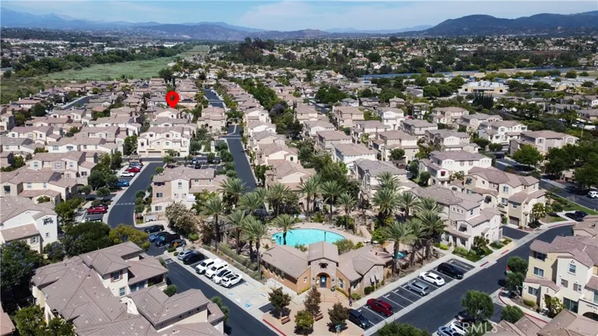 Live in the heart of Temecula!!!