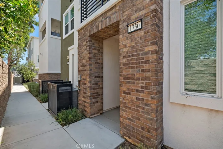 1750 Cayton Loop, West Covina, California 91790