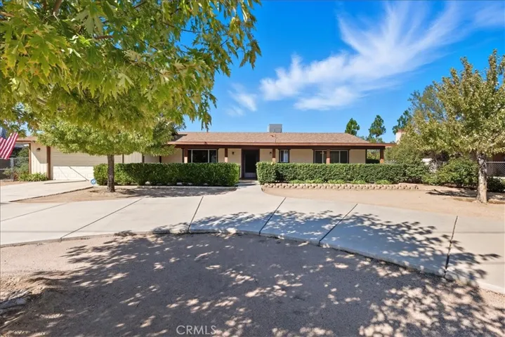7344 Oxford Avenue, Hesperia, California 92345