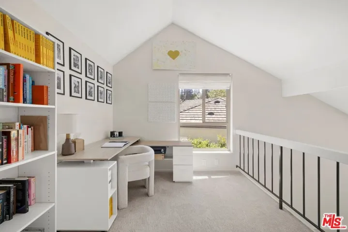 2760 Woodwardia Drive, Los Angeles, California 90077