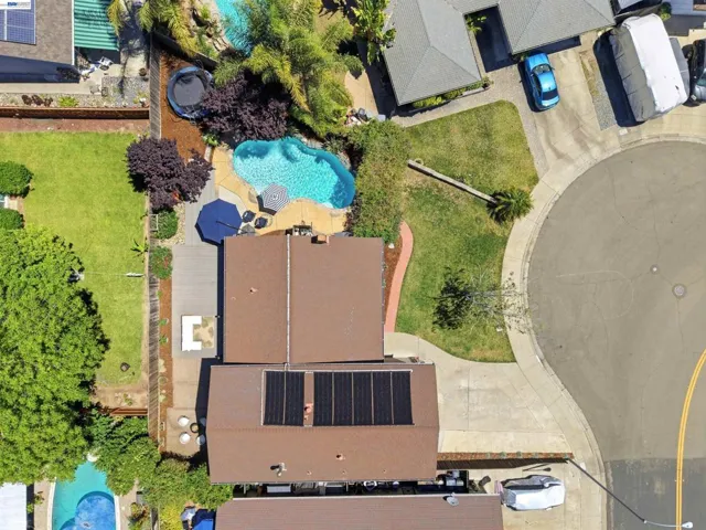 241 Garnet Drive, Livermore, California 94550-5135