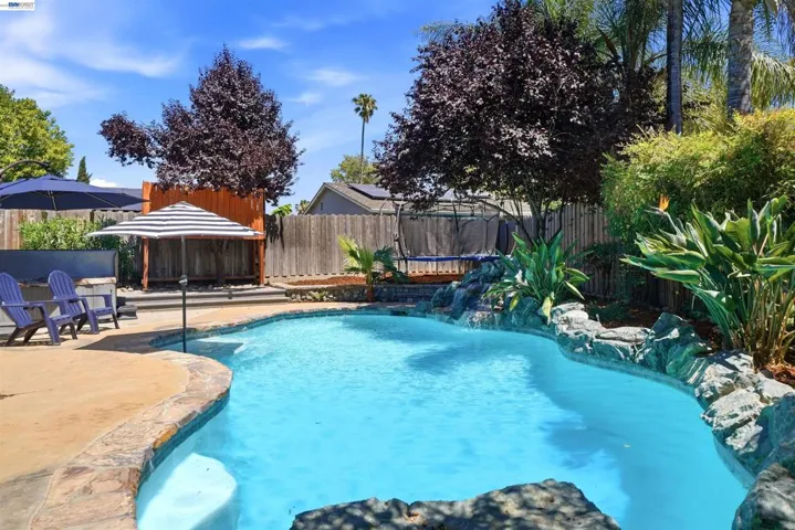 241 Garnet Drive, Livermore, California 94550-5135