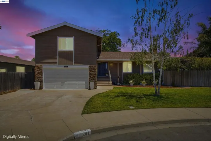241 Garnet Drive, Livermore, California 94550-5135