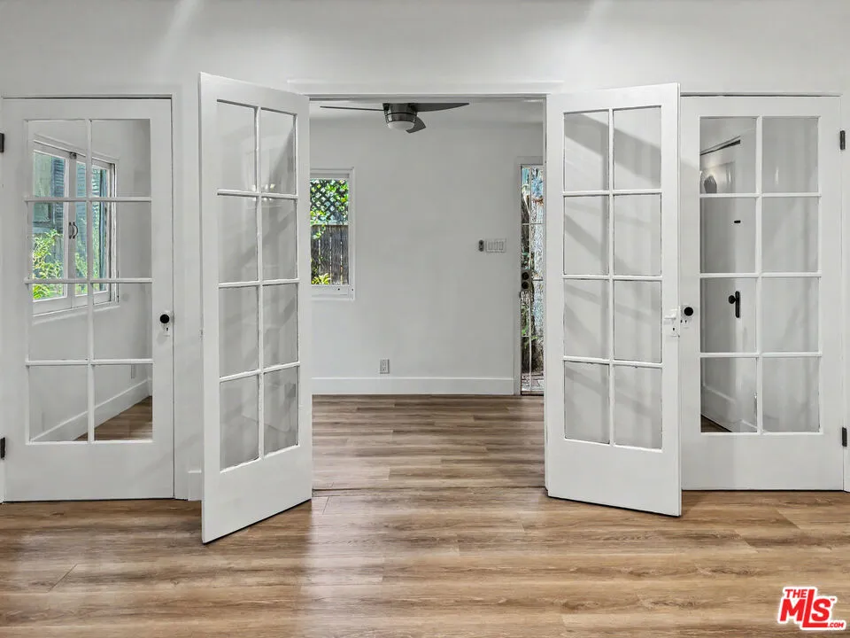 entry between 2nd bedroom & "f