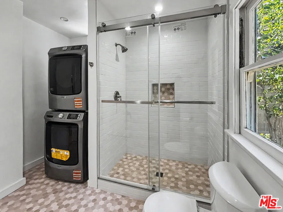 bathroom with washer/dryer