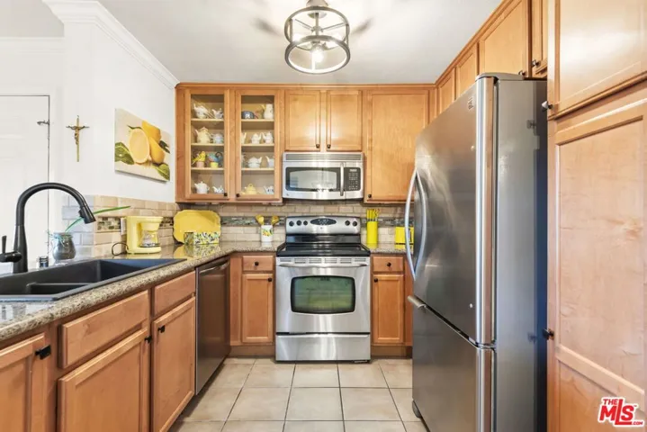 1035 La Terraza Circle 103, Corona, California 92879