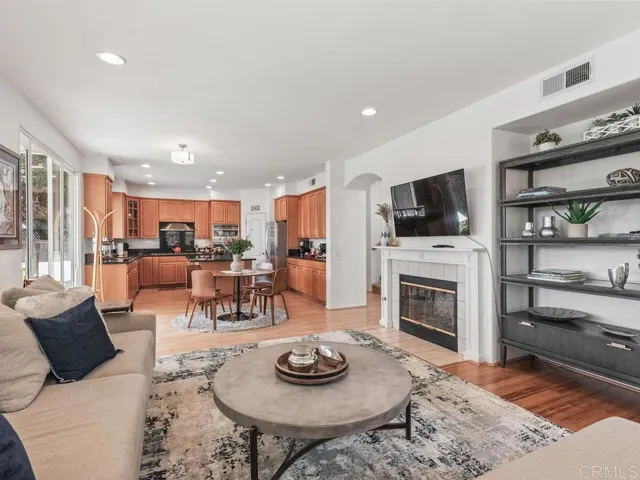 502 Kristen Court, Encinitas, California 92024