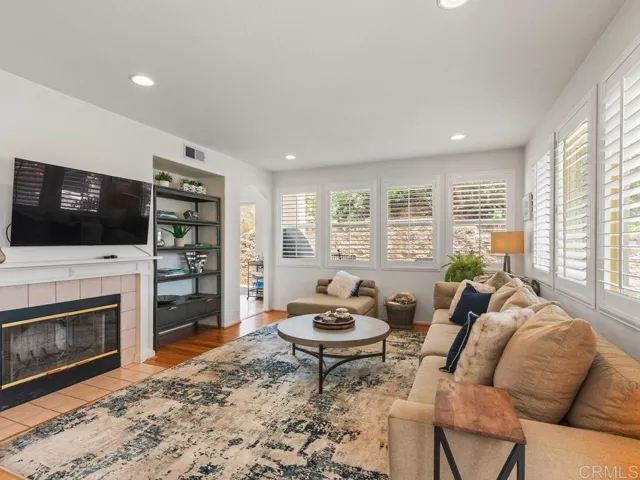 502 Kristen Court, Encinitas, California 92024
