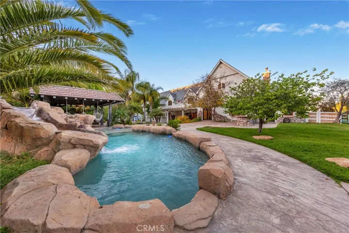 85 Saddlebow, Bell Canyon, California 91307